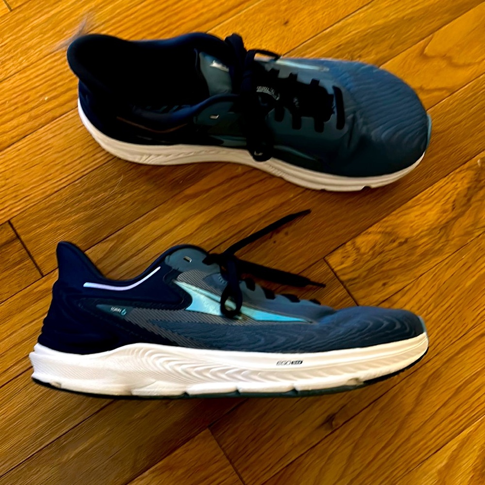 Altra Torin 6 men size 8.5
